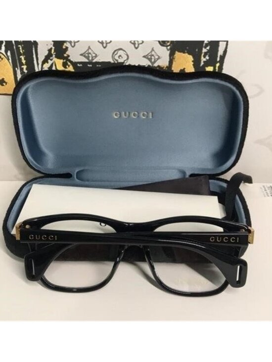 Gucci Black Oversized Square Sunglasses GG0526o 001 main image 11